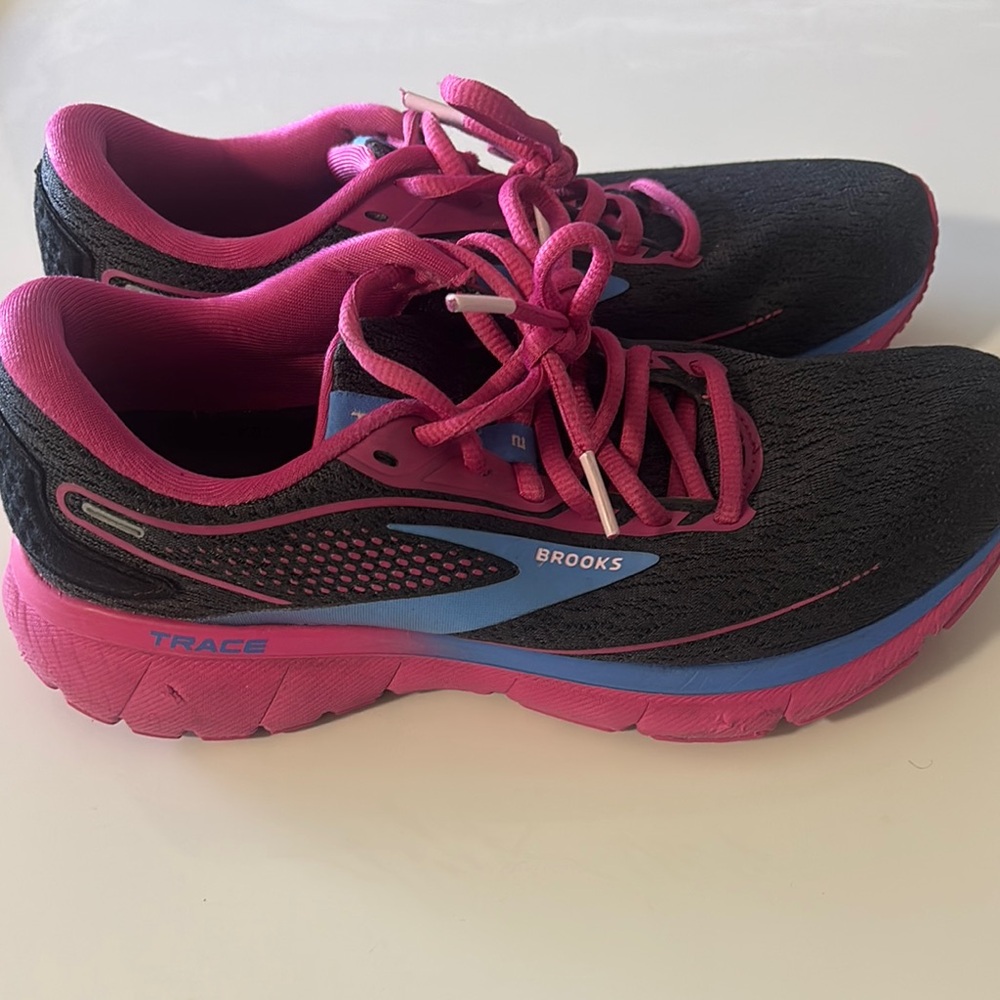 Used only one time, Brooks Trace Women's Running Shoes - Black with Pink